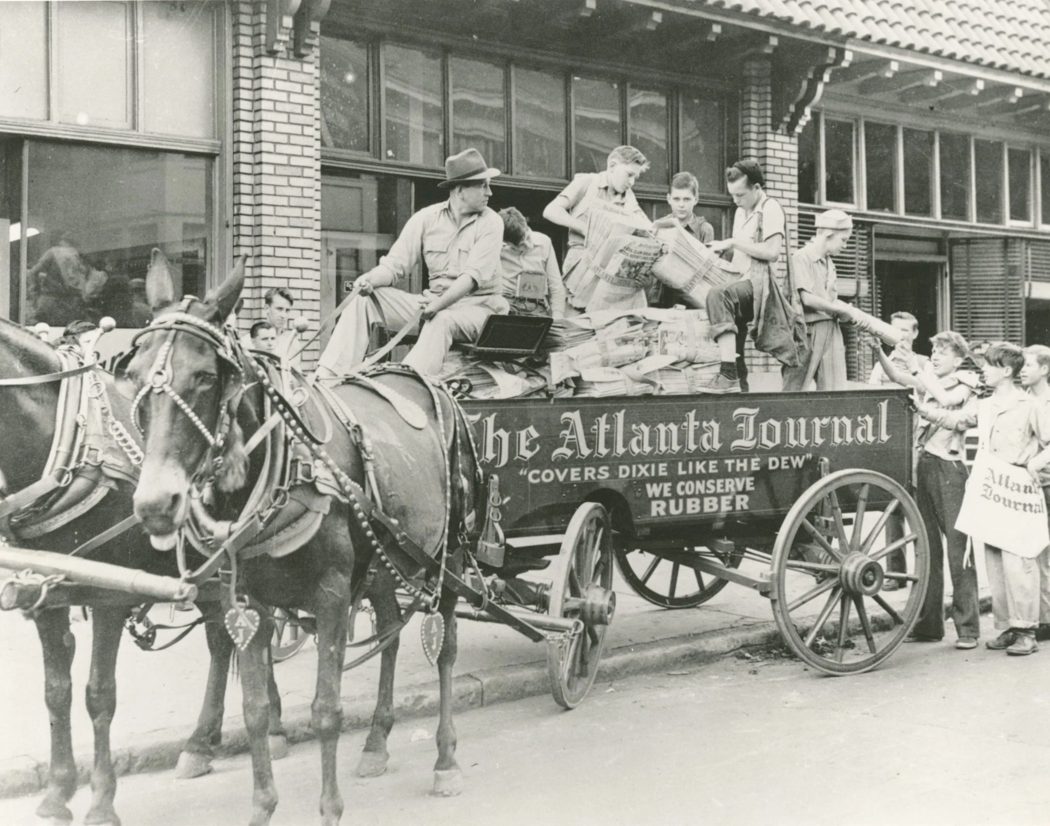 Atlanta Journal Constitution Delivery By Horse
